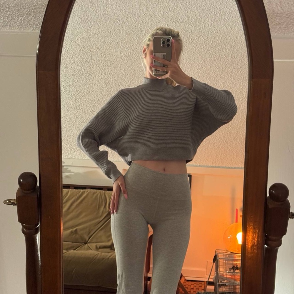 New Look Light Gray Ribbed Sweater - Picture 2 of 7